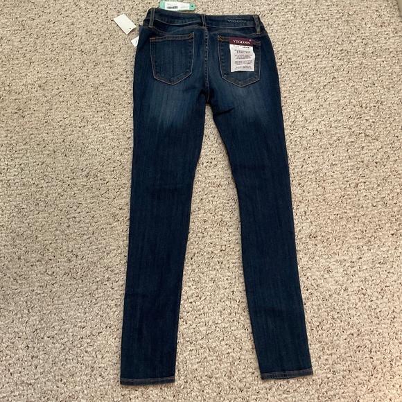 Vigoss Classic Fit Skinny Jeans - Dark Wash Size 26 NWT - Picture 5 of 6